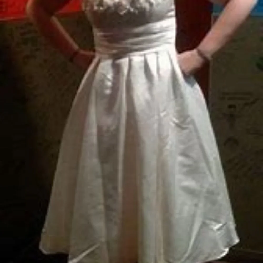 Ivory Satin wedding dress by Galina size 16 - Picture 1 of 1